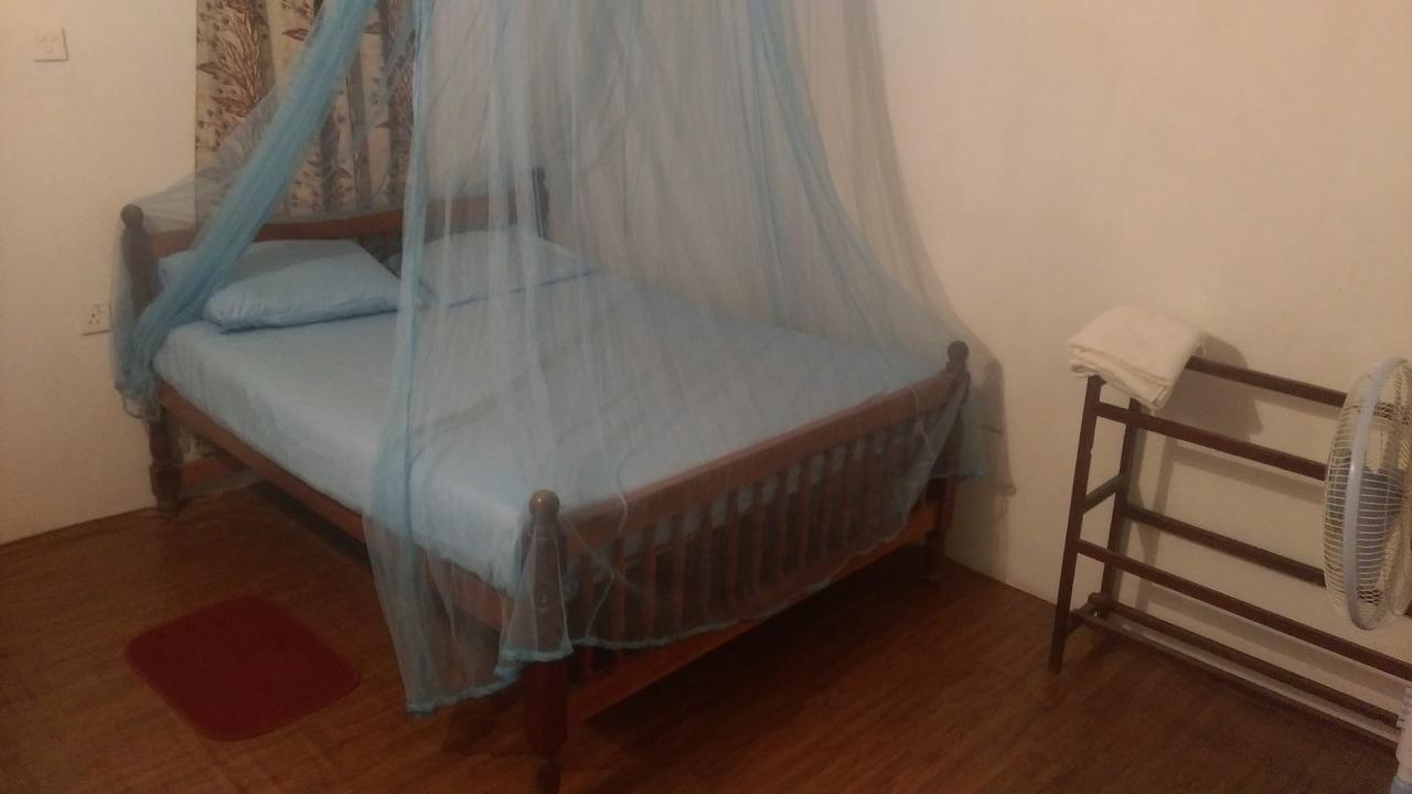 Berg House Unawatuna Hotel Bagian luar foto